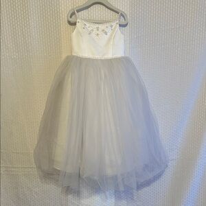 # 847 Michaelangelo White and Gray Formal Kids Dress